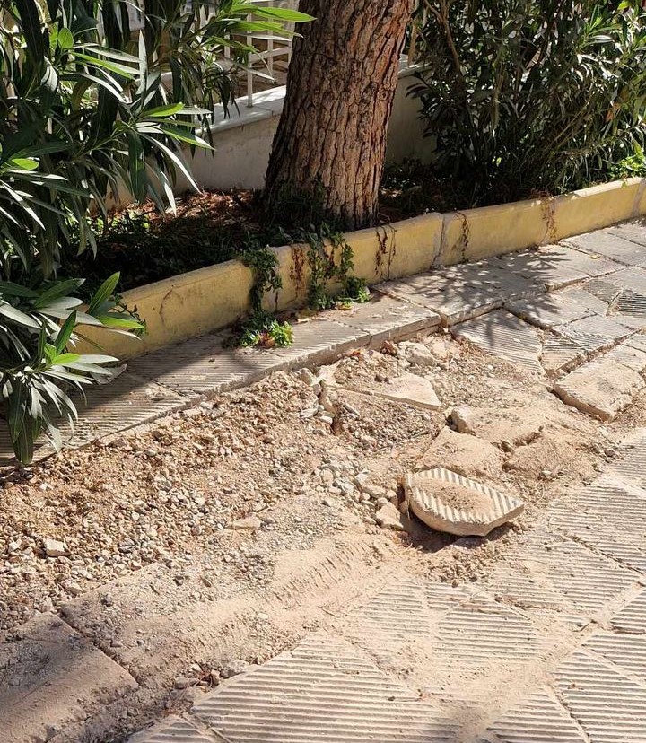 "Ίνα στο σπίτι": Μπαίνει στη ζωή μας με όχληση, αλλά και δέσμευση για υπερυψηλές ταχύτητες 4 "Ίνα στο σπίτι": Μπαίνει στη ζωή μας με όχληση, αλλά και δέσμευση για υπερυψηλές ταχύτητες 3