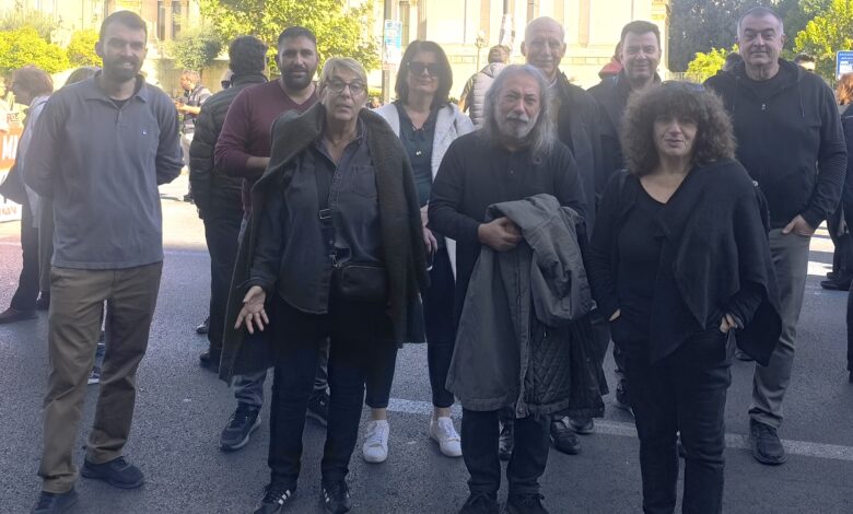 Στην απεργιακή συγκέντρωση η δημοτική αρχή της πόλης - Η ανακοίνωσή της 2 Στην απεργιακή συγκέντρωση η δημοτική αρχή της πόλης - Η ανακοίνωσή της 1