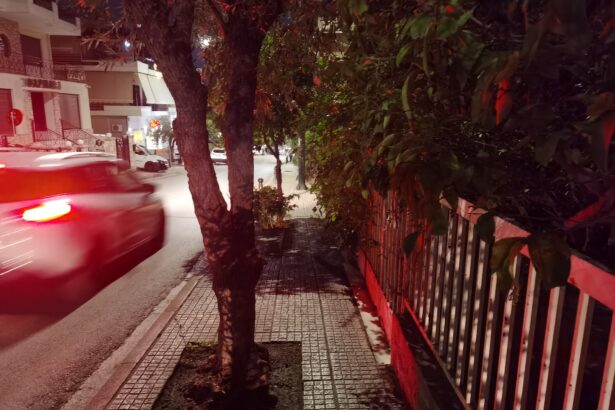 Ακόμα κι αυτό το υποτυπώδες πεζοδρόμιο θα μπορούσε κάπως να λειτουργήσει, αν... 3