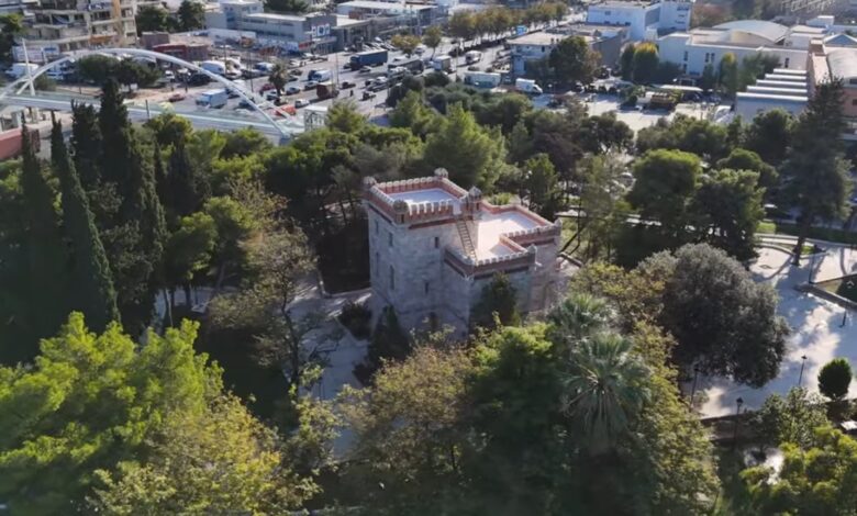 "Ραντεβού στο Παλατάκι!" - Βίντεο 2 "Ραντεβού στο Παλατάκι!" - Βίντεο 1
