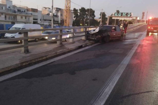 Λεωφόρος Κηφισού: Φωτιά σε όχημα στο ύψος της Ιεράς Οδού 43