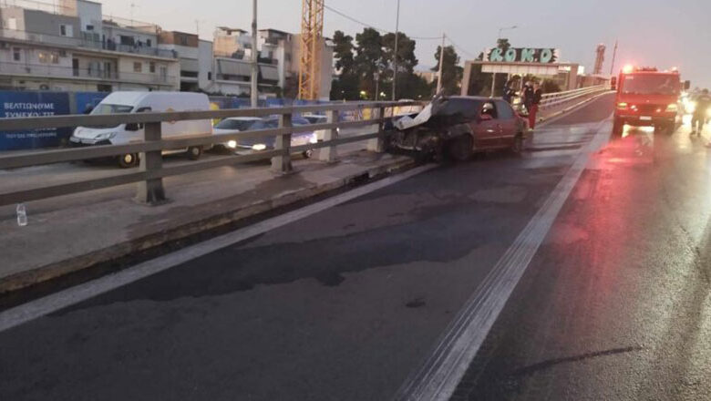 Λεωφόρος Κηφισού: Φωτιά σε όχημα στο ύψος της Ιεράς Οδού 2 Λεωφόρος Κηφισού: Φωτιά σε όχημα στο ύψος της Ιεράς Οδού 1