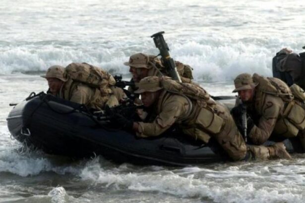 Τραγωδία στον Σκαραμαγκά - Νεκρός νεαρός 21χρονος κελευστής των ΟΥΚ στην εκπαίδευση 59