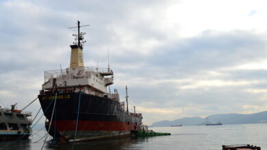"Πλοιοκτήτες της συμφοράς": Απομακρύνθηκε επικίνδυνο δεξαμενόπλοιο από τον Κόλπο της Ελευσίνας 25