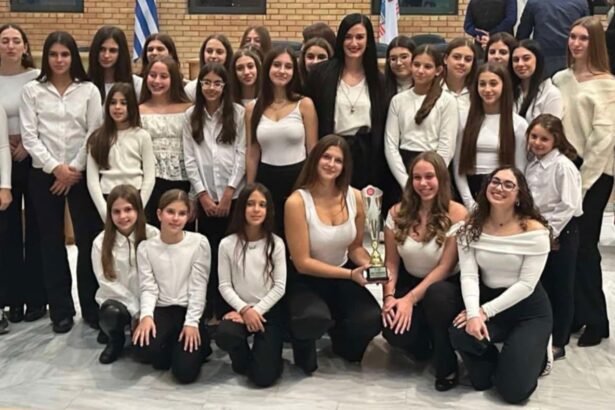 Η "χρυσή ομάδα" στο Δημαρχείο Χαϊδαρίου, με το βλέμμα στο Παγκόσμιο της Λισαβόνας 13