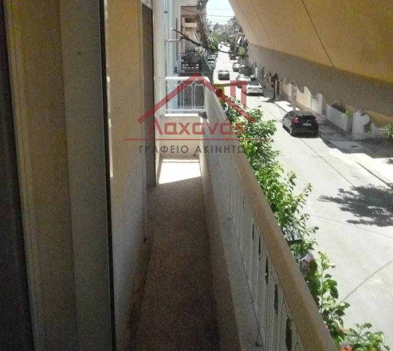 Διαμέρισμα προς πώληση στο Περιστέρι, ανάμεσα σε δύο σταθμούς Μετρό 12 Διαμέρισμα προς πώληση στο Περιστέρι, ανάμεσα σε δύο σταθμούς Μετρό 11