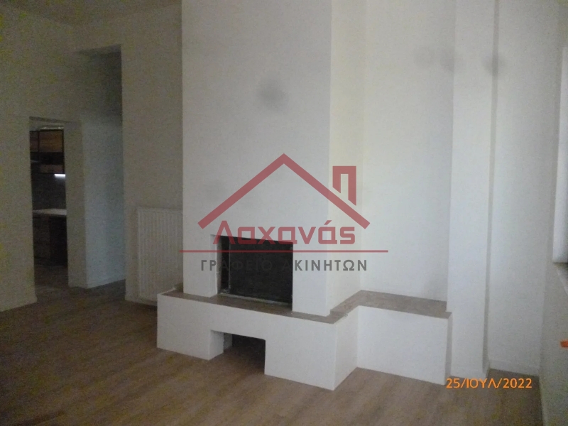 Διαμέρισμα προς πώληση στο Περιστέρι, ανάμεσα σε δύο σταθμούς Μετρό 4 Διαμέρισμα προς πώληση στο Περιστέρι, ανάμεσα σε δύο σταθμούς Μετρό 3