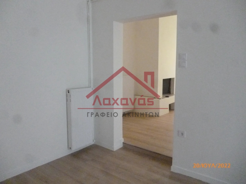 Διαμέρισμα προς πώληση στο Περιστέρι, ανάμεσα σε δύο σταθμούς Μετρό 8 Διαμέρισμα προς πώληση στο Περιστέρι, ανάμεσα σε δύο σταθμούς Μετρό 7