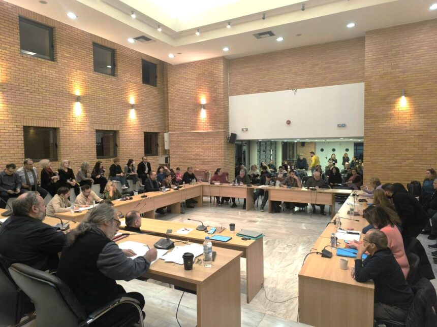 "Βρήκαμε μεγάλα χρέη στα σχολεία: νερό, ρεύμα, φυσικό αέριο, πετρέλαιο, τηλέφωνο" 1