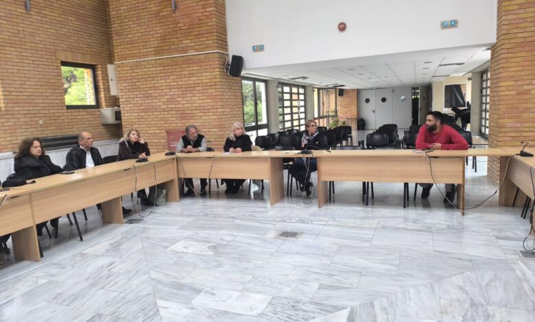 Συνάντηση της Δημοτικής Αρχής με τους διευθυντές των Λυκείων 2 Συνάντηση της Δημοτικής Αρχής με τους διευθυντές των Λυκείων 1