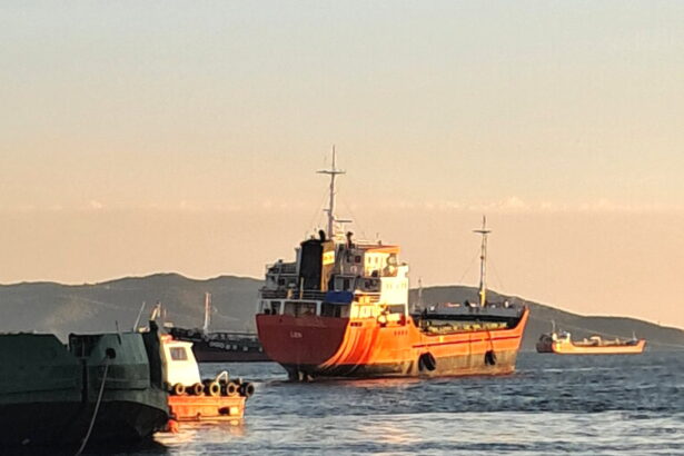 Μάστιγα τα παρατημένα πλοία - Οδηγήθηκε στην Τουρκία κι άλλο από τον Κόλπο της Ελευσίνας 31
