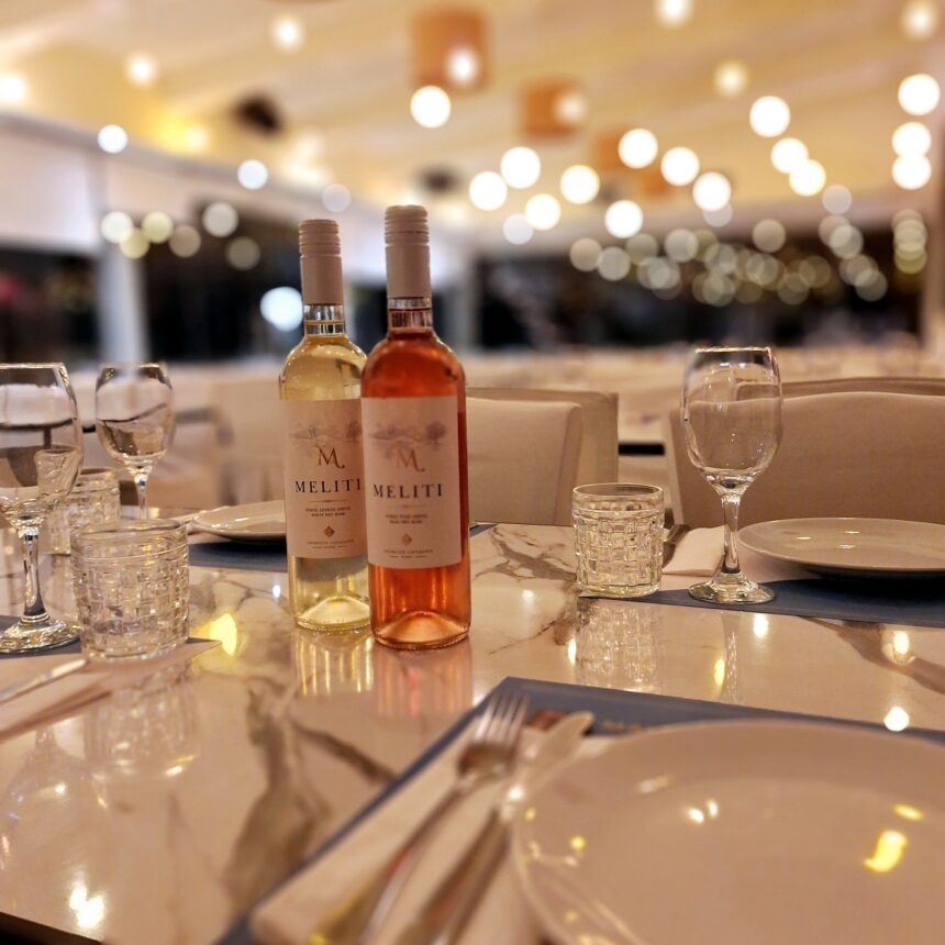 À la carte και μουσικά το μεσημέρι των Θεοφανίων στη "Γιορτή" 1