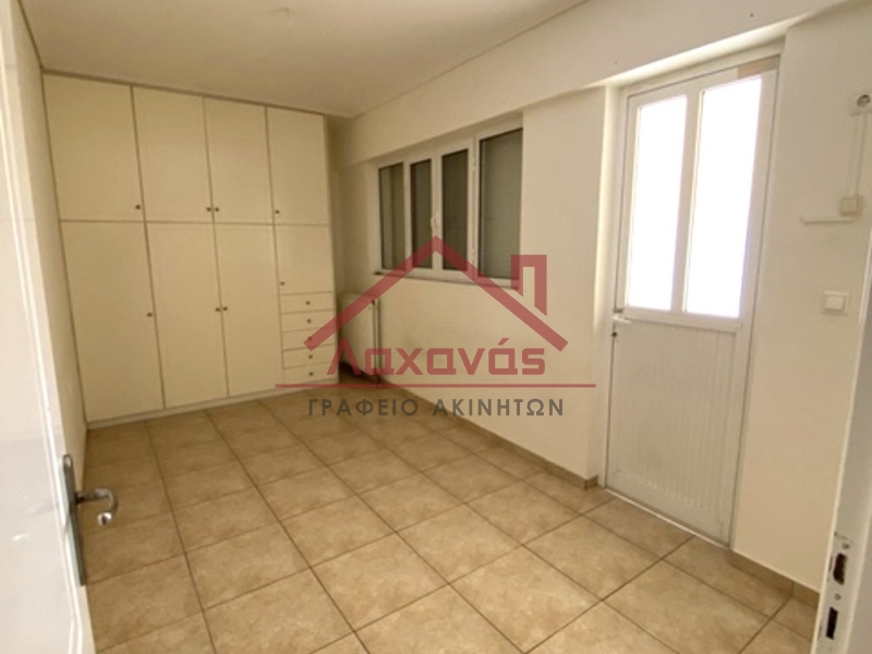 Πωλείται διαμέρισμα στο Περιστέρι, πλησίον σταθμού Μετρό - Λειτουργικότητα και ανέσεις 6 Πωλείται διαμέρισμα στο Περιστέρι, πλησίον σταθμού Μετρό - Λειτουργικότητα και ανέσεις 5