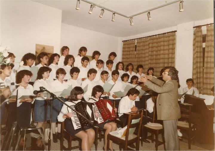 "Καλό ταξίδι δάσκαλε…" 10 "Καλό ταξίδι δάσκαλε…" 9