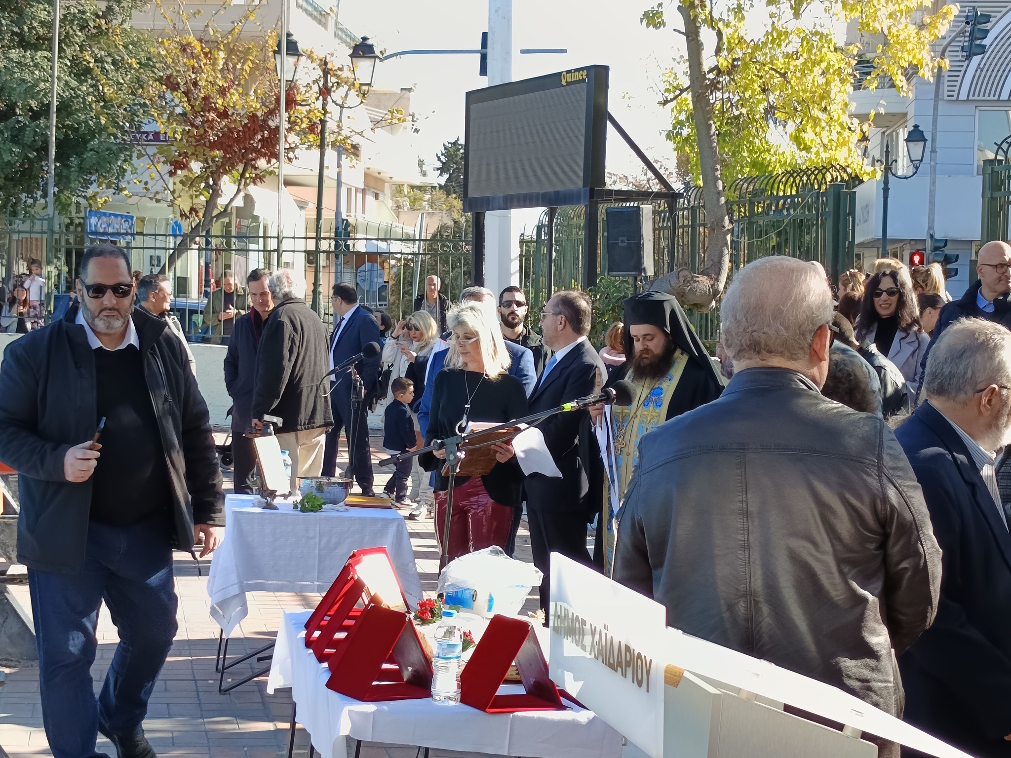 Με κατάνυξη και λαμπρότητα ο Αγιασμός των Υδάτων στο Χαϊδάρι 30 Με κατάνυξη και λαμπρότητα ο Αγιασμός των Υδάτων στο Χαϊδάρι 29