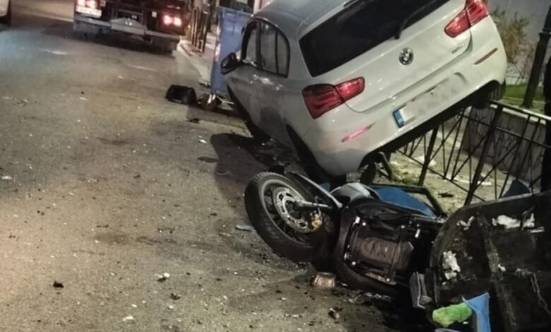 Χαϊδάρι: Απίστευτο τροχαίο στην Καραϊσκάκη τα ξημερώματα 2 Χαϊδάρι: Απίστευτο τροχαίο στην Καραϊσκάκη τα ξημερώματα 1
