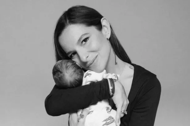 Εριέττα Κούρκουλου – Λάτση: Μιλά για την άμβλωση στην εφηβεία της και τη γονεϊκότητα ως επιλογή 3