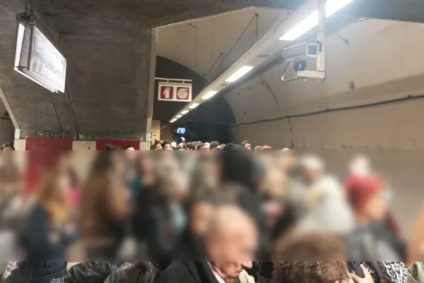 Σήμερα το πρωί: Εκκενώθηκε συρμός της Γραμμής 3 στο Μοναστηράκι 23