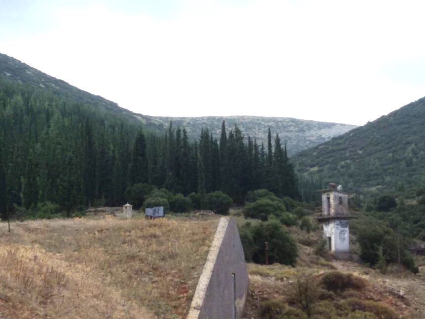 Παλιά βάση ΝΑΤΟ στις Ερυθρές - Ο ιδανικότερος τόπος στην Αττική για airsoft! 2 Παλιά βάση ΝΑΤΟ στις Ερυθρές - Ο ιδανικότερος τόπος στην Αττική για airsoft! 1