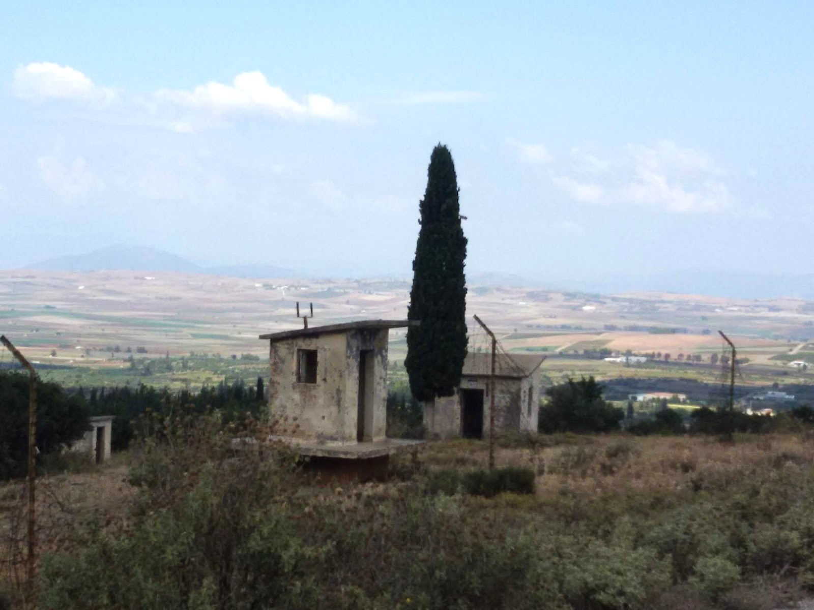 Παλιά βάση ΝΑΤΟ στις Ερυθρές - Ο ιδανικότερος τόπος στην Αττική για airsoft! 21 Παλιά βάση ΝΑΤΟ στις Ερυθρές - Ο ιδανικότερος τόπος στην Αττική για airsoft! 20