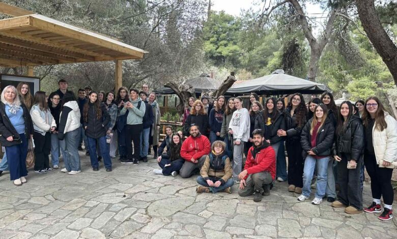 Μαθητές από την Villeneuve-d'Ascq στον Διομήδειο Κήπο 2 Μαθητές από την Villeneuve-d'Ascq στον Διομήδειο Κήπο 1
