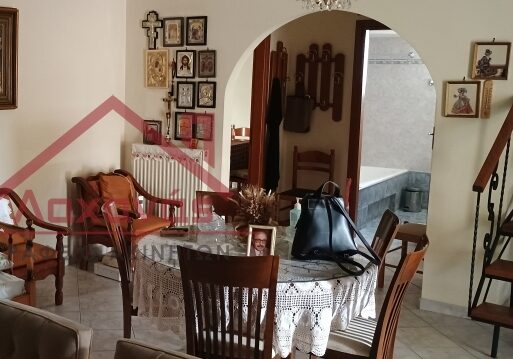 Ασπρόπυργος: Πώληση διώροφης μονοκατοικίας με κήπο 6 Ασπρόπυργος: Πώληση διώροφης μονοκατοικίας με κήπο 5