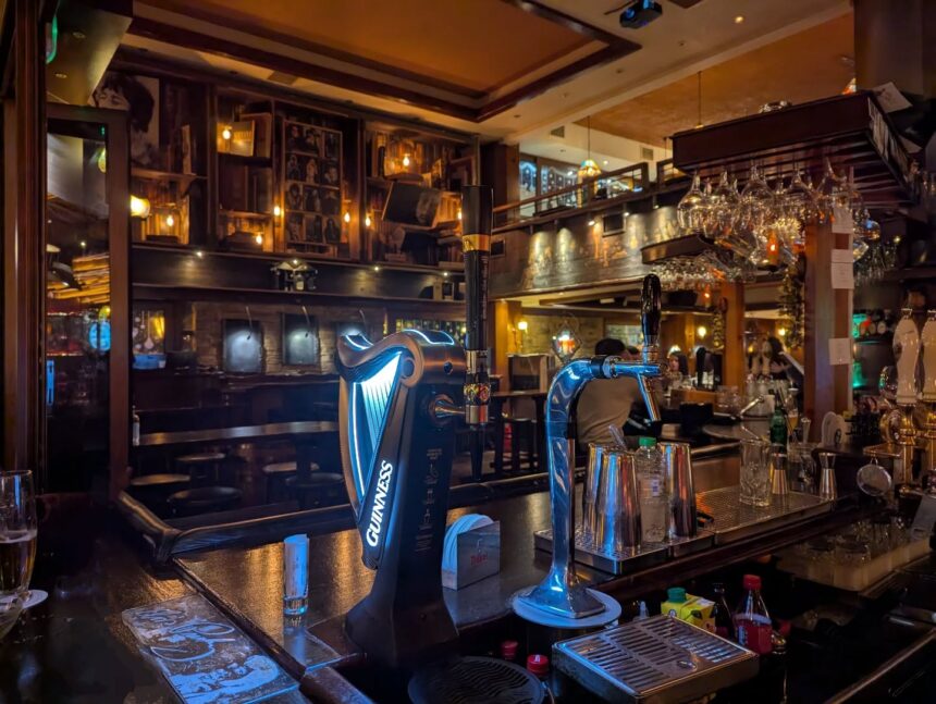 Αποστολή στο Περιστέρι: 4 στέκια που ξεχωρίζουν για καλό φαγητό, καφέ και ποιοτική ατμόσφαιρα! 2 Αποστολή στο Περιστέρι: 4 στέκια που ξεχωρίζουν για καλό φαγητό, καφέ και ποιοτική ατμόσφαιρα! 1