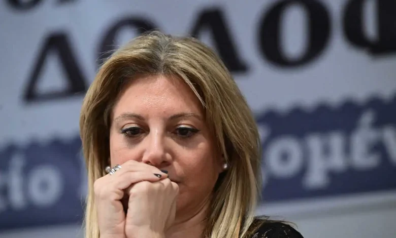 "Εμείς το πρώτο που σεβόμαστε είναι οι θεσμοί. Γι' αυτούς θα βγούμε στους δρόμους" 2 "Εμείς το πρώτο που σεβόμαστε είναι οι θεσμοί. Γι' αυτούς θα βγούμε στους δρόμους" 1