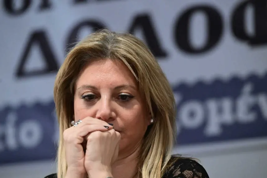 "Εμείς το πρώτο που σεβόμαστε είναι οι θεσμοί. Γι' αυτούς θα βγούμε στους δρόμους" 1