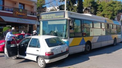 Ιερά Οδός: Σύγκρουση λεωφορείου με ΙΧ στην Αγία Μαρίνα 3