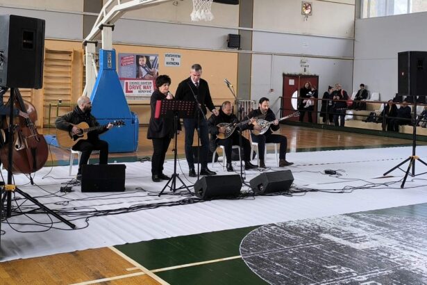 Συγκινητική και αξέχαστη η εκδήλωση για τον Χρήστο Αγγουράκη 59