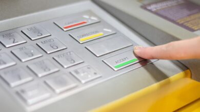 Δημόσιο: Εξετάζει την επαναφορά του 13ου μισθού η κυβέρνηση εν μέσω πιέσεων της αντιπολίτευσης 2