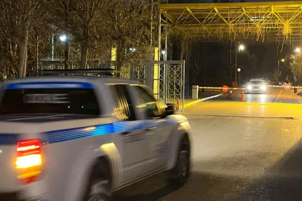 Έγκλημα στο ΨΝΑ Δαφνίου: Τρόφιμος σκότωσε 44χρονη - Ο δράστης αναζητείται 47
