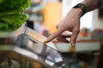 Πρεμιέρα για τις μειωμένες τιμές στα σούπερ μάρκετ 23