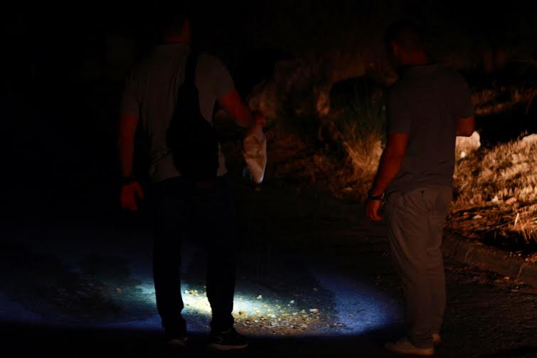 "Τον είδα στο παράθυρο να προσπαθεί να ξεριζώσει τη σιδεριά" 1