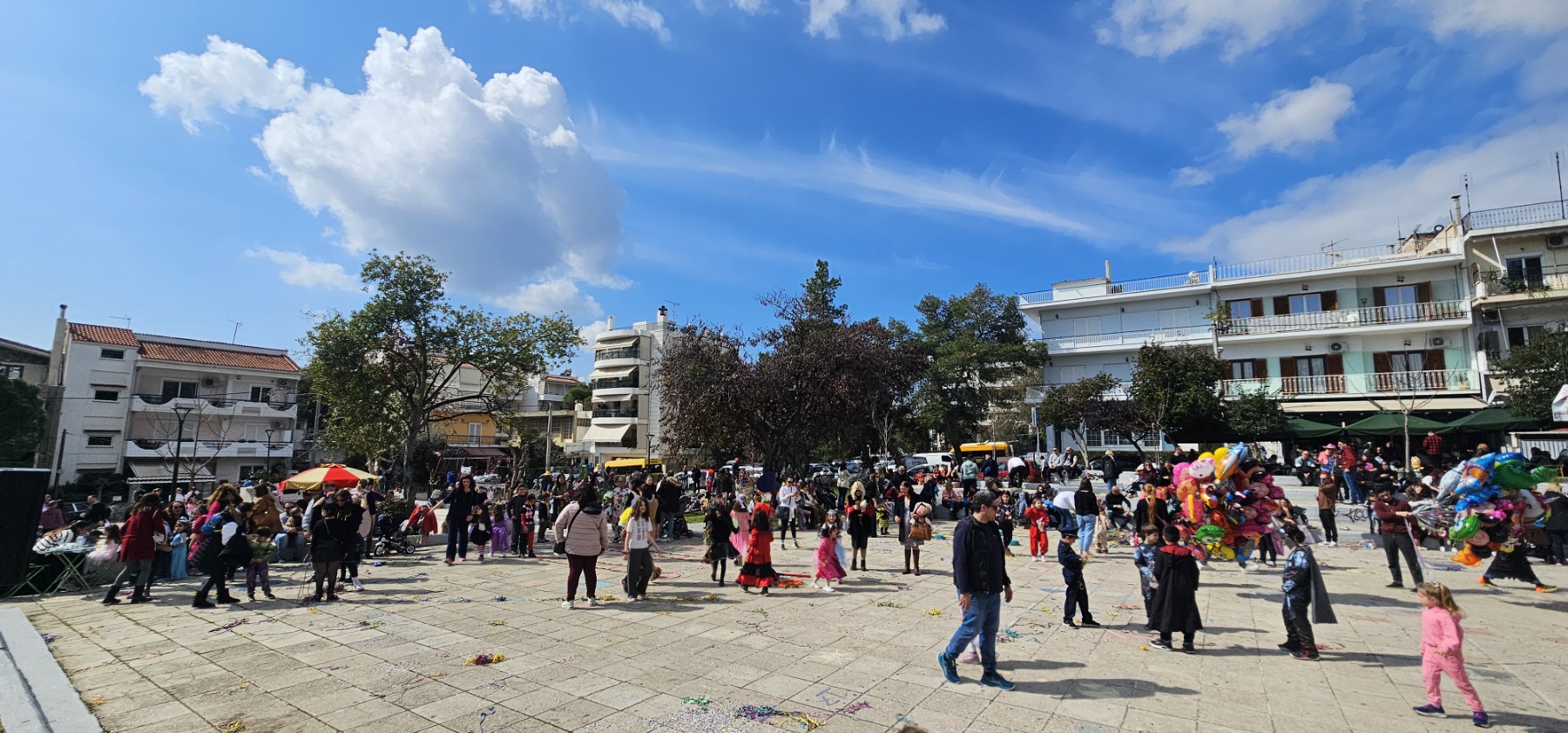 Τριήμερο ξεφάντωμα από σήμερα στο Χαϊδάρι - Ανοιχτό πάρτι, παρέλαση, τζαμάλα και λαϊκό γλέντι 6 Τριήμερο ξεφάντωμα από σήμερα στο Χαϊδάρι - Ανοιχτό πάρτι, παρέλαση, τζαμάλα και λαϊκό γλέντι 5