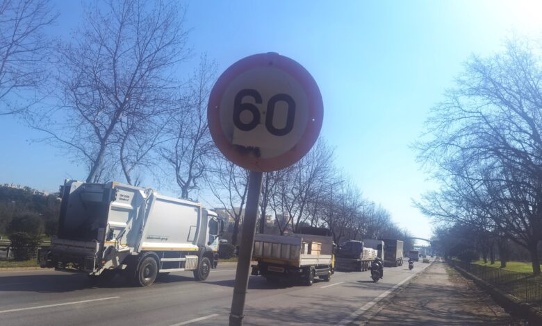 Η Λεωφόρος Αθηνών δεν είναι Εθνική Οδός! 2 Η Λεωφόρος Αθηνών δεν είναι Εθνική Οδός! 1