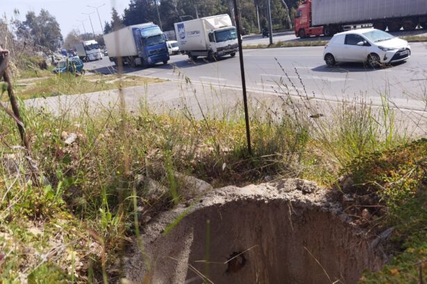 Λ. Αθηνών, Δαφνί: Αν πέσει άνθρωπος εκεί μέσα, θα σκοτωθεί! 55