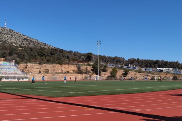 Άγριο ξύλο στο Γήπεδο του Δάσους Χαϊδαρίου σε αγώνα μεταξύ λυκείων της Αθήνας 59