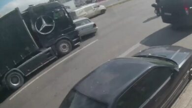 Καραμπόλα με 3 βαριά οχήματα και 2 ΙΧ στο Παλατάκι, μία γυναίκα τραυματίας - Βίντεο από τη στιγμή της σύγκρουσης 1