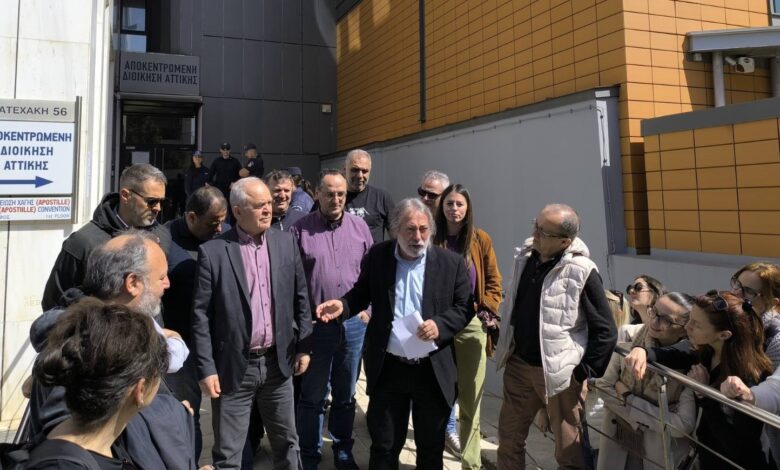 "Προσπάθησαν να μας τρομοκρατήσουν για να μην στηρίζουμε τους εργαζόμενους" 2 "Προσπάθησαν να μας τρομοκρατήσουν για να μην στηρίζουμε τους εργαζόμενους" 1