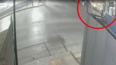 Την Τρίτη απολογείται η 22χρονη για το τροχαίο που στοίχισε τη ζωή 47χρονου οδηγού ταξί – Βρίσκεται φρουρούμενη στο Αττικόν 25