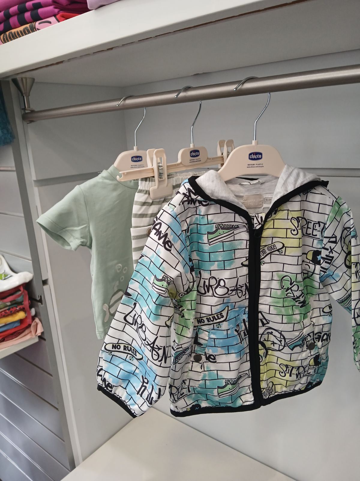 Παιδικό ρούχο: Το απόλυτο bazaar σε ανοιξιάτικα και καλοκαιρινά στο Χαϊδάρι! - Οι πασχαλινές αγορές σε απίστευτες τιμές 30 Παιδικό ρούχο: Το απόλυτο bazaar σε ανοιξιάτικα και καλοκαιρινά στο Χαϊδάρι! - Οι πασχαλινές αγορές σε απίστευτες τιμές 29