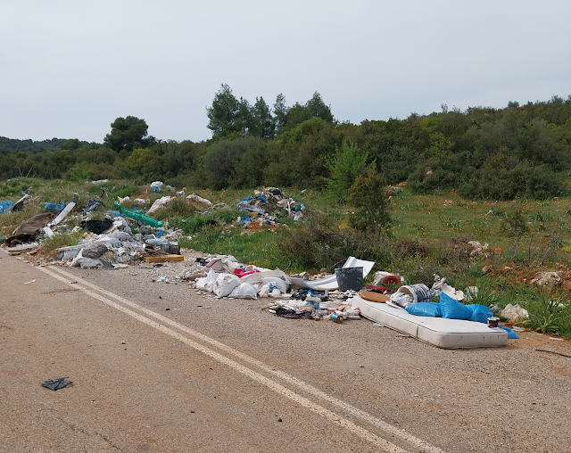 Η χωματερή γίγας στην Οινόη πληγώνει τη Δυτική Αττική! 1