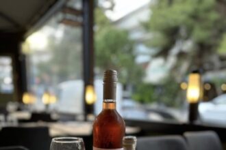 Πωλείται μια από τις πιο αγαπημένες ταβέρνες του Χαϊδαρίου 57