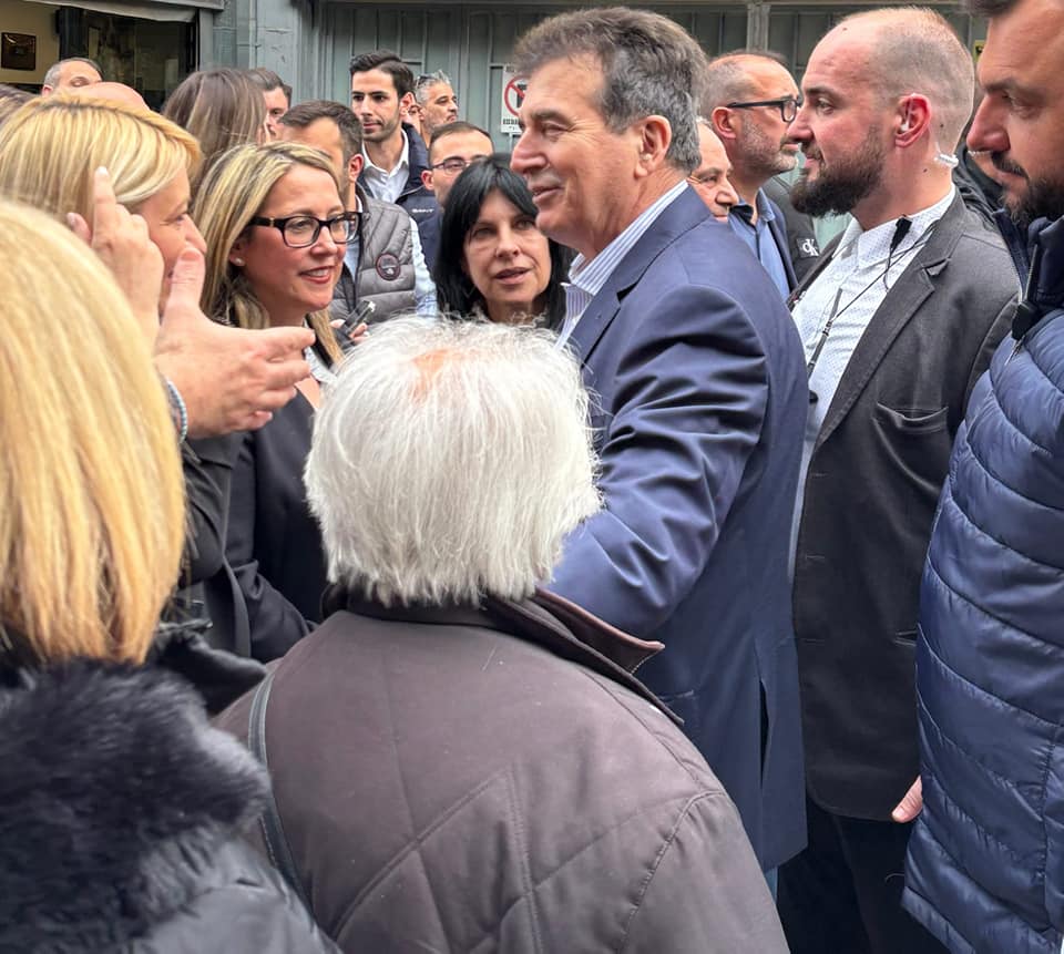 Μητσοτάκης από Αγία Βαρβάρα: Προχωράμε παρά τις δυσκολίες, τα καλύτερα είναι μπροστά μας 6 Μητσοτάκης από Αγία Βαρβάρα: Προχωράμε παρά τις δυσκολίες, τα καλύτερα είναι μπροστά μας 5
