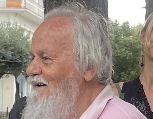 Έφυγε από τη ζωή ο Ντίνος Ράδος 43