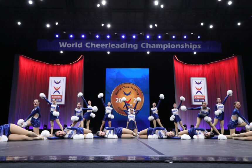 Καταπληκτικές εμφανίσεις και μετάλλιο για την Εθνική Ελλάδας στο Παγκόσμιο Πρωτάθλημα Cheerleading - Δείτε βίντεο από το Ορλάντο 1