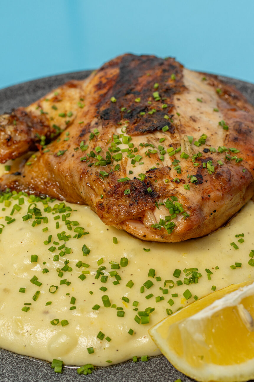 Κοτόπουλο Sous Vide με Αρωματικό Πουρέ Πατάτας – Μια Γαστρονομική Εμπειρία στo Μεζεδοπωλείο «Ελλήνων τα Ξύδια» 2 Κοτόπουλο Sous Vide με Αρωματικό Πουρέ Πατάτας – Μια Γαστρονομική Εμπειρία στo Μεζεδοπωλείο «Ελλήνων τα Ξύδια» 1