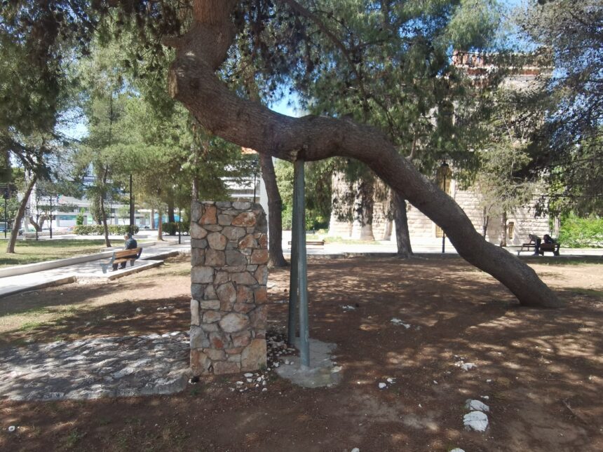 11 φωτογραφίες από το Παλατάκι που βεβαιώνουν ότι "δεν λύνονται όλα τα προβλήματα με τη ντουντούκα" 1